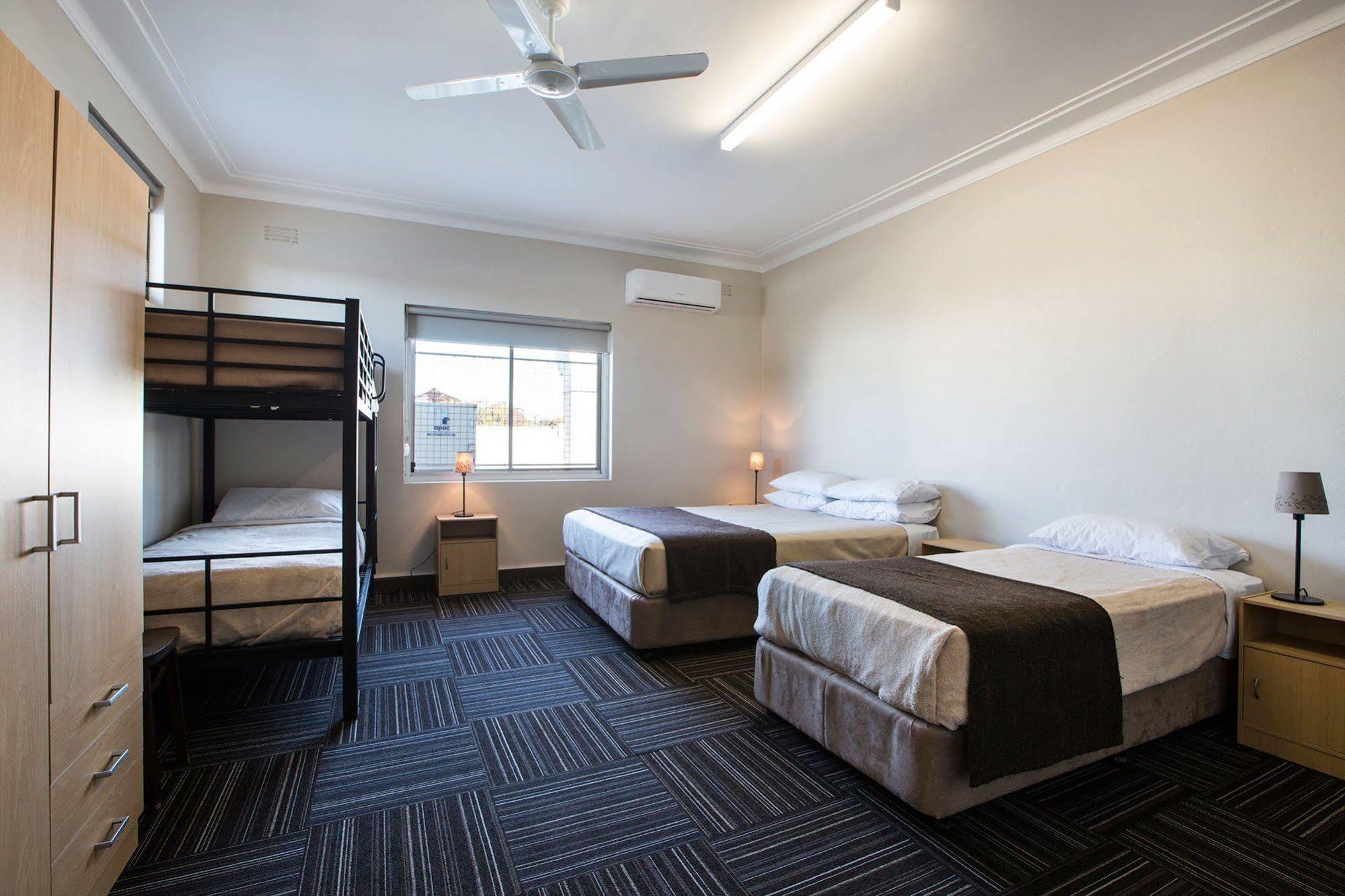 Toongabbie Hotel Blacktown Exterior foto